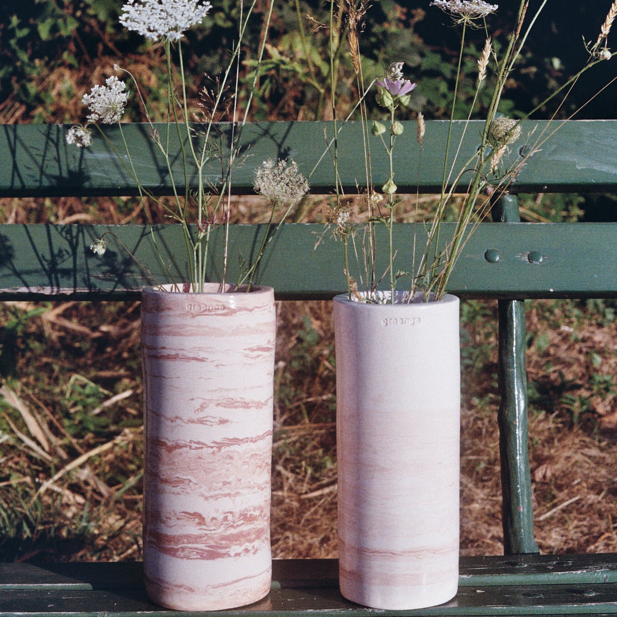 le grand vase en rouge & blanc