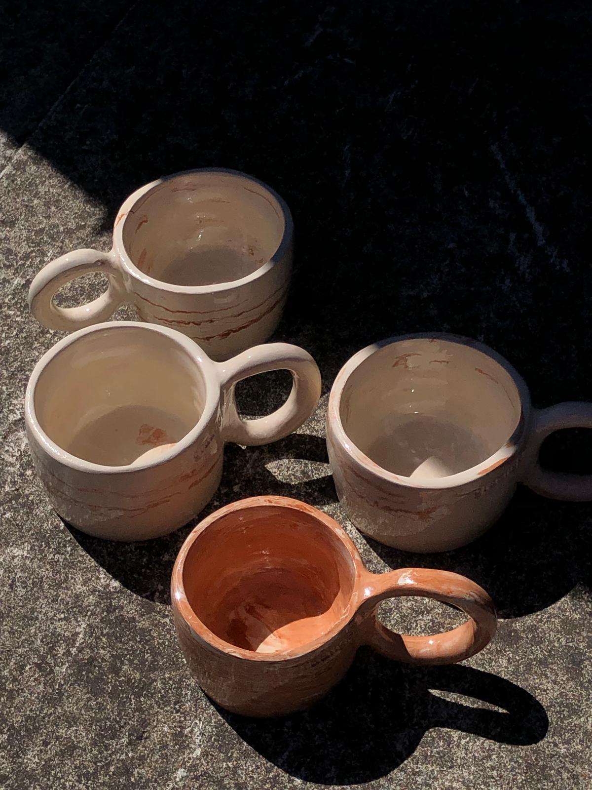 la tasse en rouge & blanc
